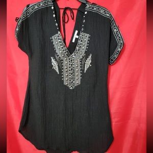 Blouse Black with Silver open in the back M